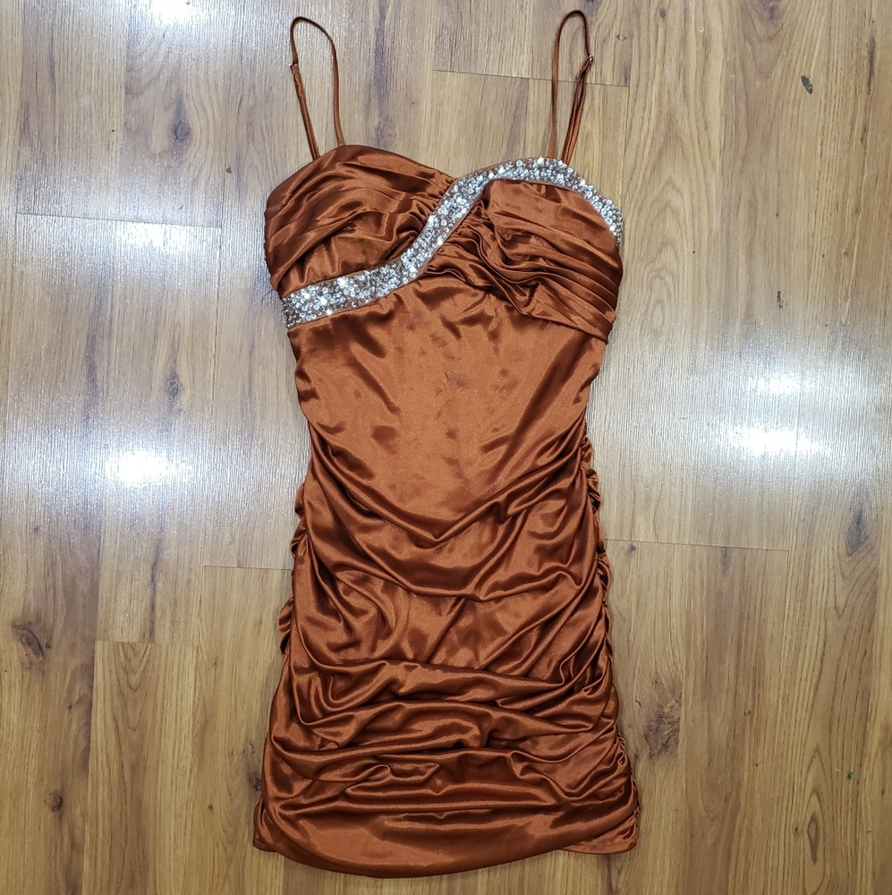 Hailey Logan burnt orange silky ruched cocktail Homecoming dress!